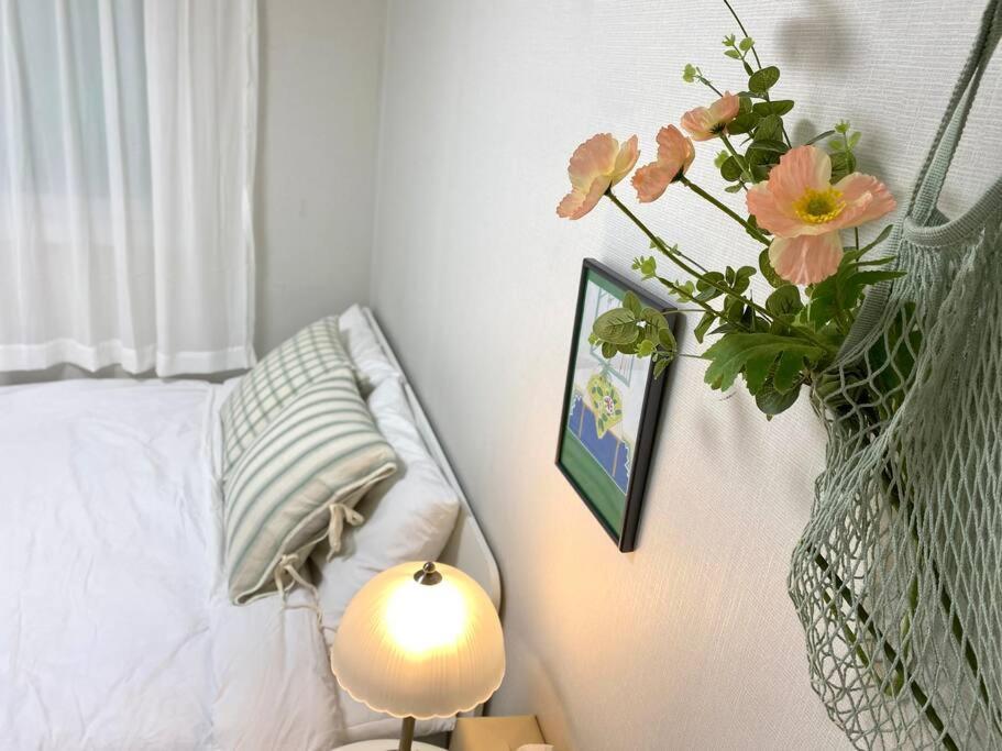 Apartment 5mins To Jangseungbaegi Station, 1mins To Airport Bus Station, Max 6pax, Two Bedrooms Seoul